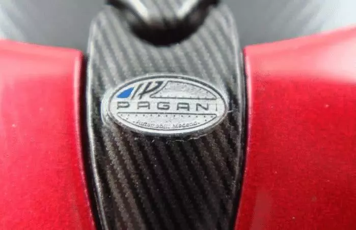 全球十大豪車標(biāo)志，就算買不起也得認(rèn)識(shí)，網(wǎng)友：因?yàn)樵圪r不起啊