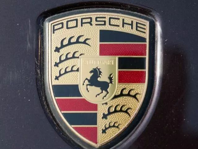 這四個車都用&ldquo;馬&rdquo;做車標，差距咋這么大呢！